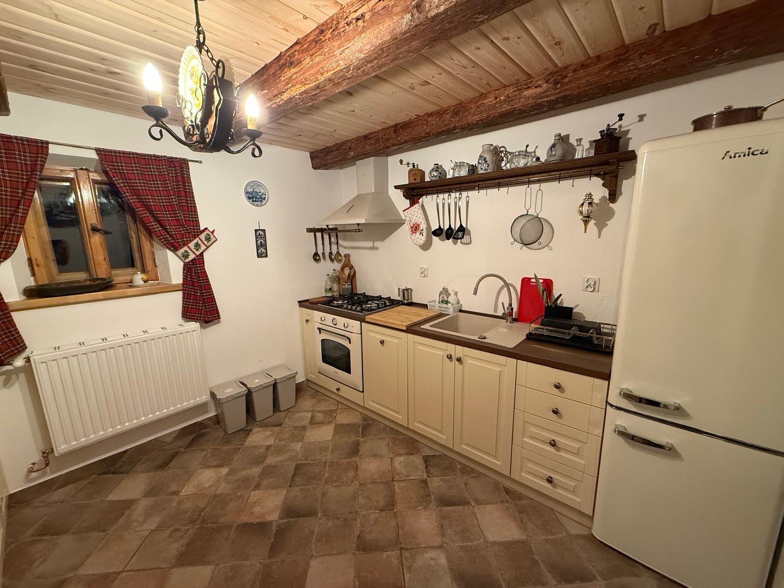 W pełni wyposażona kuchnia